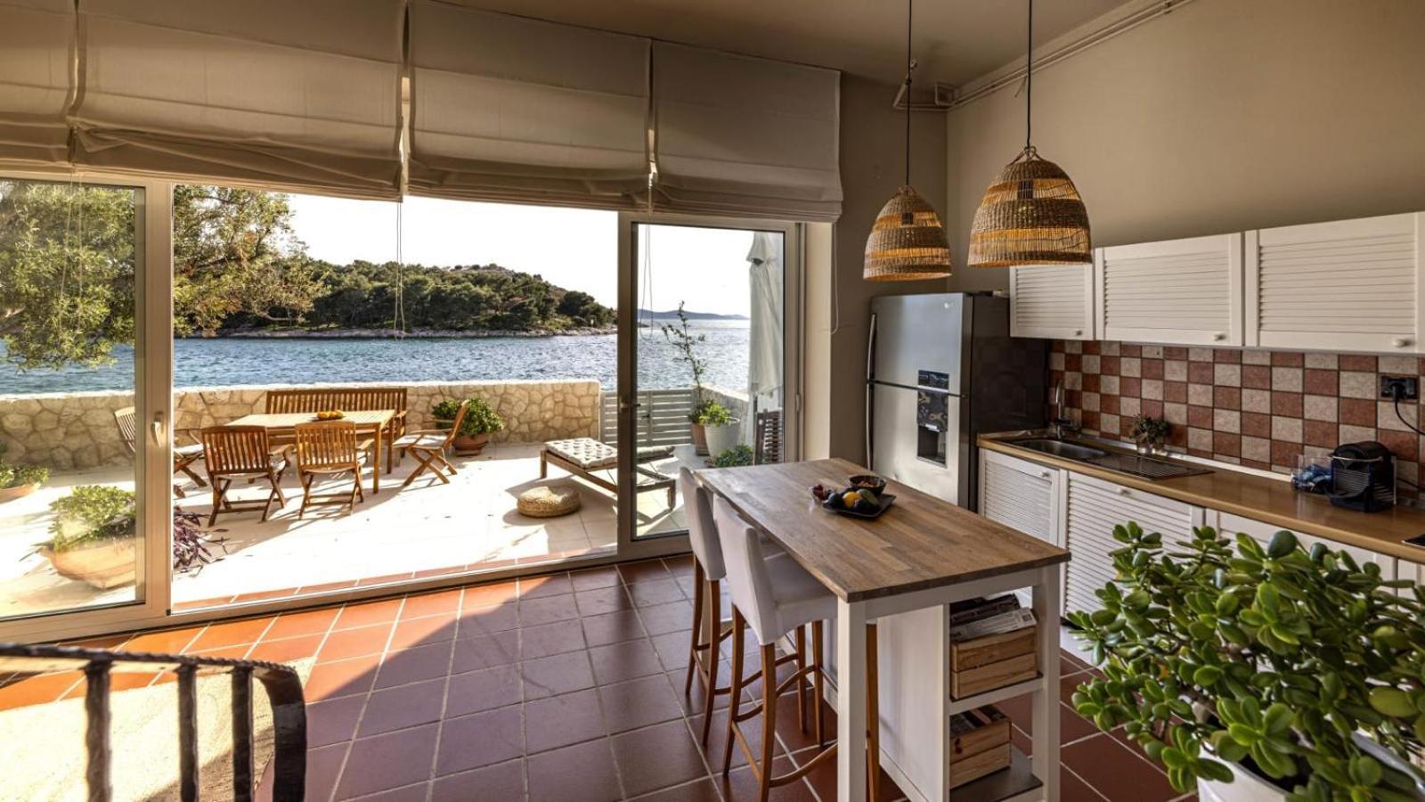 Casa Mano Tribunj With Beach Eksteriør bilde