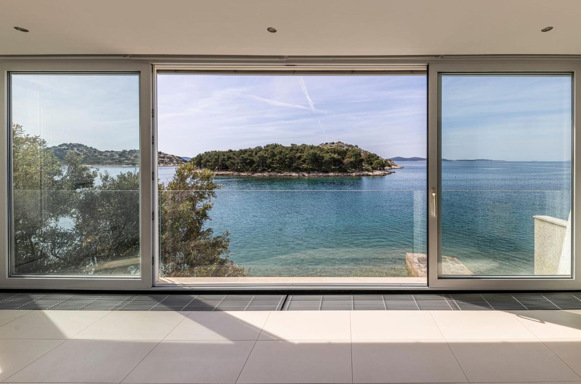 Casa Mano Tribunj With Beach Eksteriør bilde