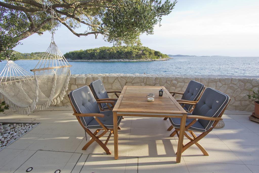 Casa Mano Tribunj With Beach Eksteriør bilde